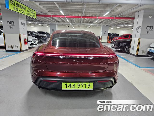 Porsche Taycan Base — пробег 78 453 км — фото 2 из 5